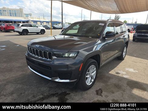Used 2023 Jeep Grand Cherokee L Laredo RWD image 1