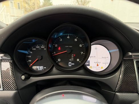 Used 2018 Porsche Macan AWD/4WD image 20