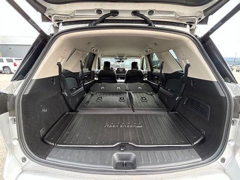 Certified 2025 Nissan Pathfinder SL AWD/4WD image 49