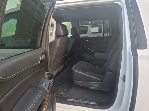 Used 2019 Chevrolet Suburban Premier w/ RST 6.2L Performance Edition RWD image 19