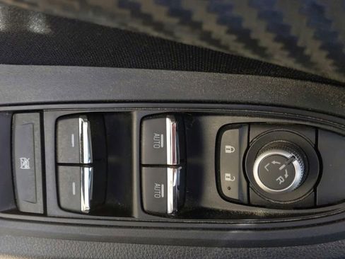Used 2023 Subaru Ascent Premium AWD/4WD image 16
