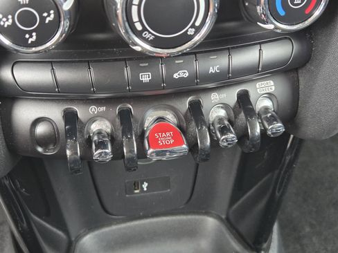 Used 2020 MINI Cooper S FWD image 11