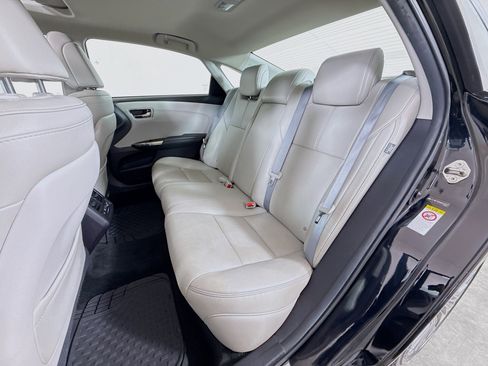 Used 2016 Toyota Avalon Limited w/ Protection Package FWD image 24
