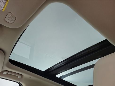 Used 2019 Lincoln Navigator L Reserve w/ Cargo Package image 17