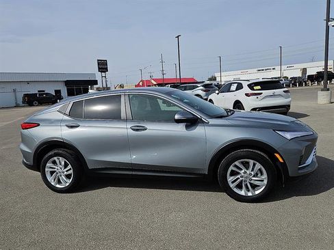 Certified 2024 Buick Envista Preferred image 6