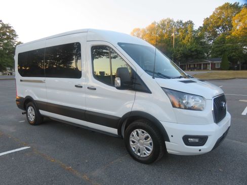 Used 2024 Ford Transit 350 XLT image 62