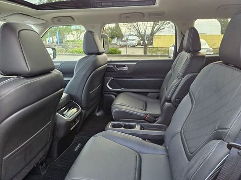 Used 2025 INFINITI QX80 Luxe image 21