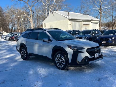 Certified 2023 Subaru Outback Touring XT image 6