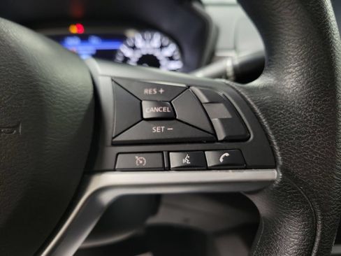 Used 2024 Nissan Altima 2.5 SV FWD image 24