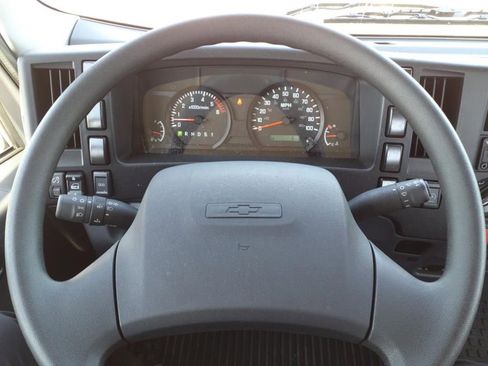 New 2025 Chevrolet Low Cab Forward image 16