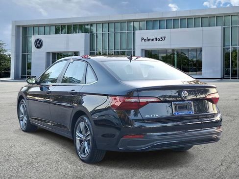Used 2024 Volkswagen Jetta SE FWD image 4
