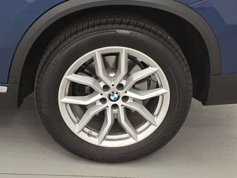 Used 2023 BMW X5 xDrive40i w/ Premium Package image 34