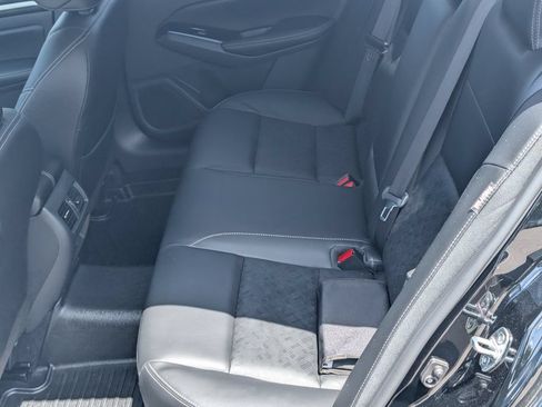 Used 2025 Nissan Altima 2.5 SL FWD image 13