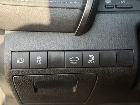 Used 2024 Toyota Camry XSE FWD image 23