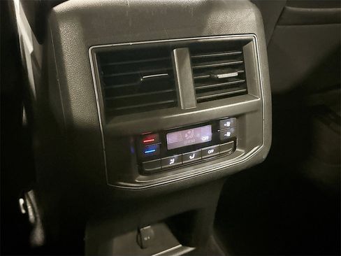 Used 2018 Volkswagen Atlas S image 28