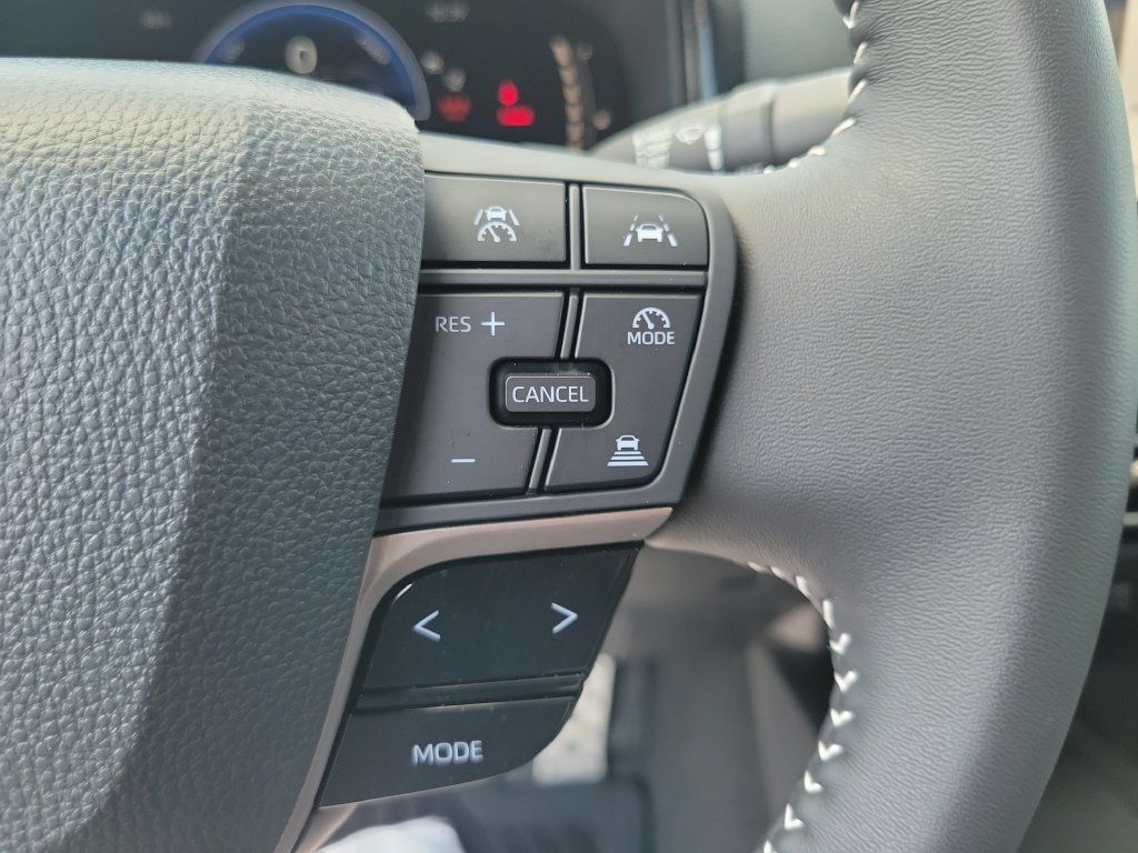 Used 2026 Toyota Camry SE w/ Convenience Package FWD image 19