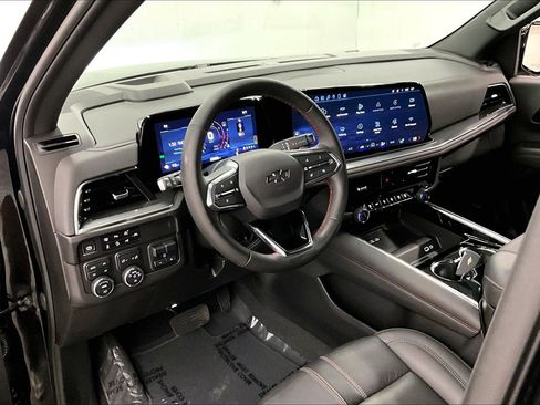 Used 2025 Chevrolet Tahoe RST w/ RST Capability Package AWD/4WD image 14