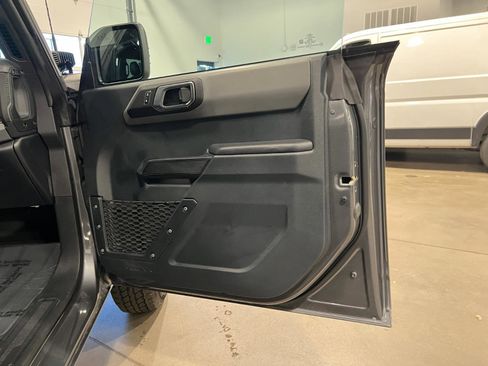 Used 2024 Ford Bronco Big Bend image 36