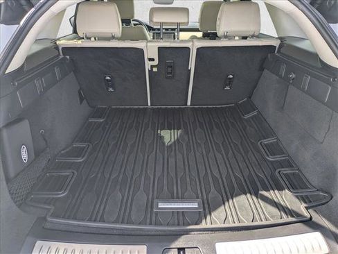 Used 2021 Land Rover Range Rover Velar S image 6