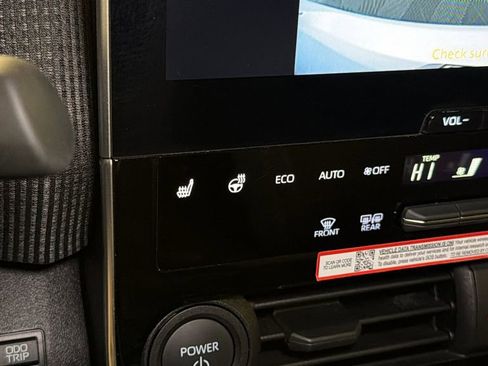 Used 2025 Toyota bZ4X AWD w/ Weather Package image 25