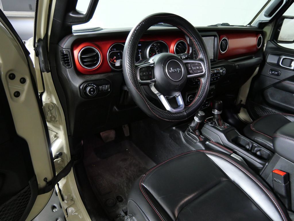Used 2020 Jeep Gladiator Rubicon AWD/4WD image 18