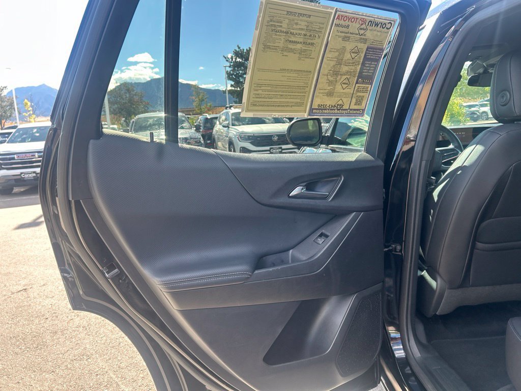 Used 2026 Chevrolet Equinox LT w/ Convenience Package II AWD/4WD image 18