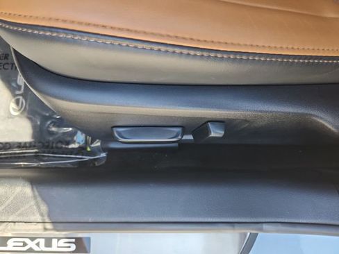 Used 2024 Lexus IS 300 w/ Comfort Package image 12