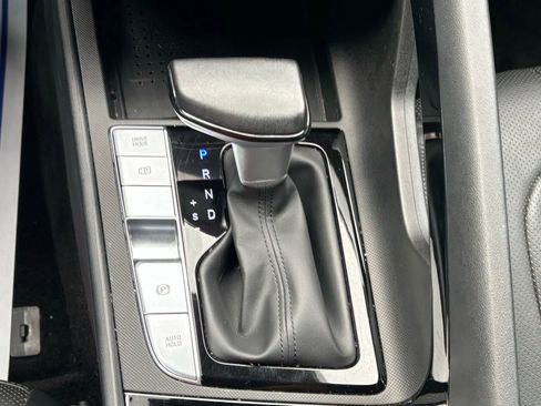 Used 2023 Hyundai Elantra Limited image 46