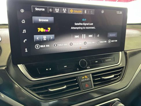 Used 2025 Nissan Altima 2.5 SR w/ SR Premium Package FWD image 22