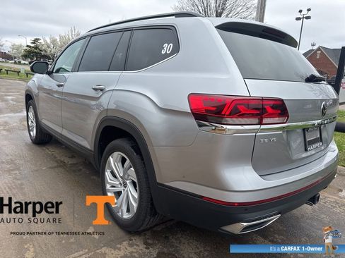 Used 2022 Volkswagen Atlas SE image 3