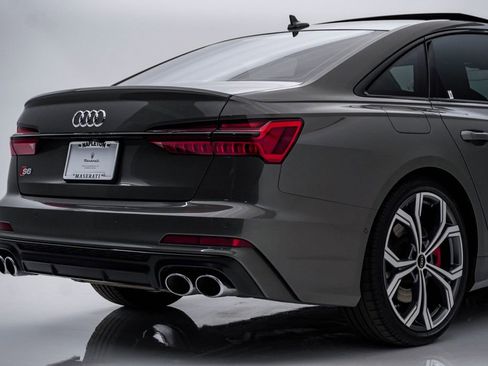 Used 2024 Audi S6 Premium Plus w/ Premium Plus Package image 12