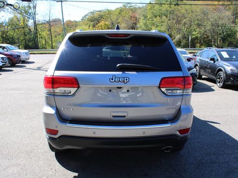 Used 2019 Jeep Grand Cherokee Limited image 9