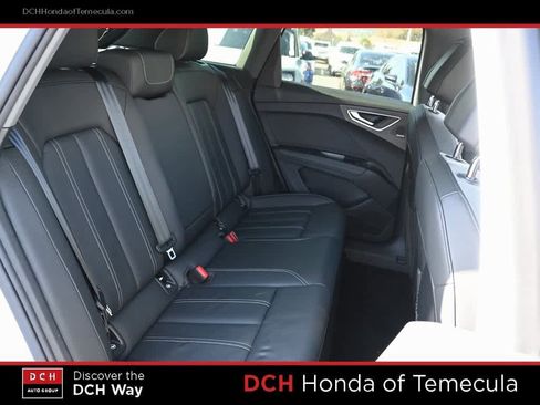 Used 2023 Audi Q4 e-tron Premium Plus w/ Premium Plus image 20
