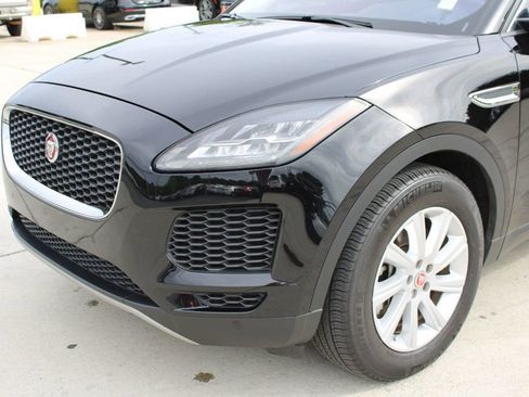 Used 2020 Jaguar E-PACE image 19
