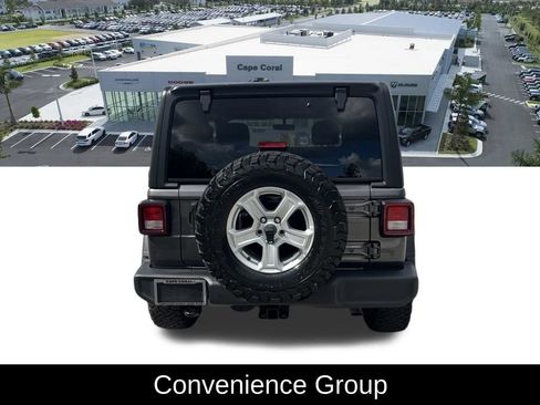 Used 2021 Jeep Wrangler Sport AWD/4WD image 6