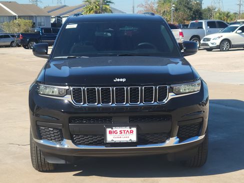 New 2025 Jeep Grand Cherokee L Laredo image 8