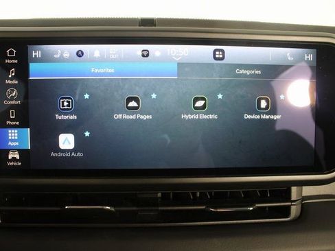 Used 2025 Jeep Wrangler Unlimited Sahara image 4