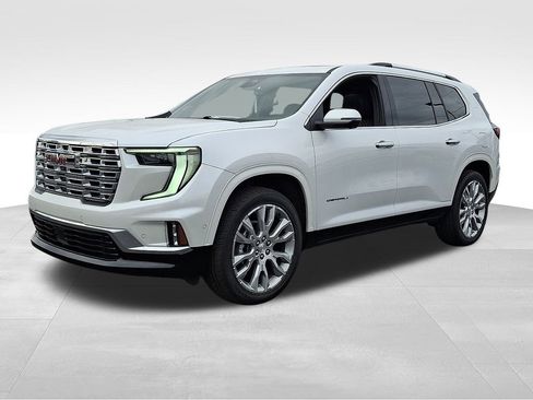 Used 2024 GMC Acadia Denali w/ Super Cruise Package image 3