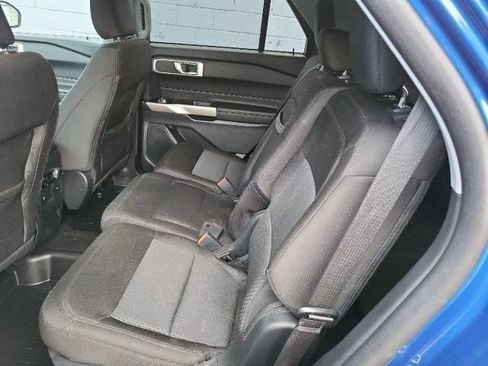 Used 2023 Ford Explorer XLT w/ Class IV Trailer Tow Package image 10