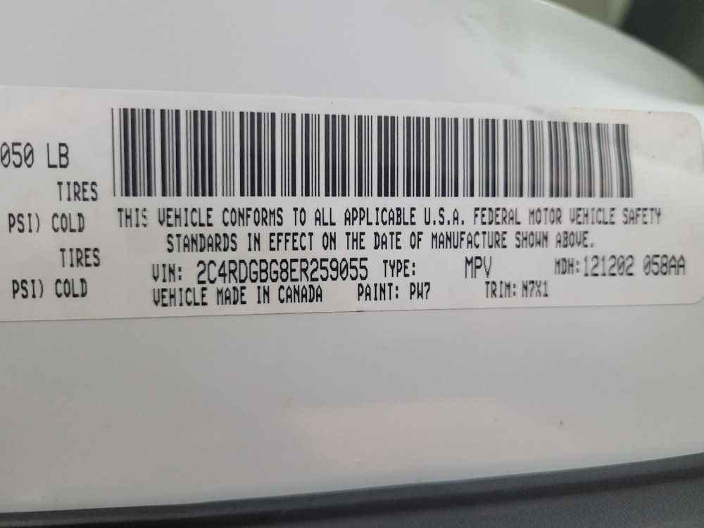 Used 2014 Dodge Grand Caravan SE FWD image 33