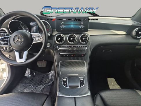 Used 2020 Mercedes-Benz GLC 300 4MATIC image 11