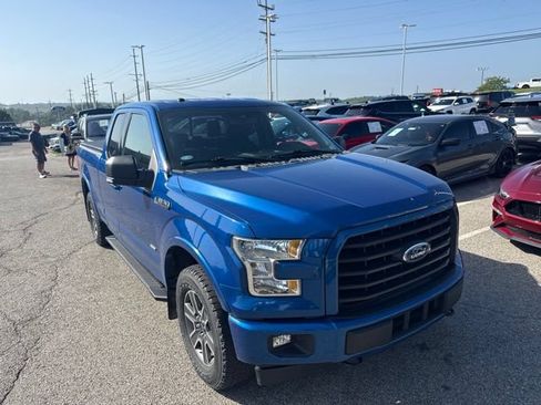 Used 2017 Ford F150 XLT w/ Equipment Group 302A Luxury AWD/4WD image 3