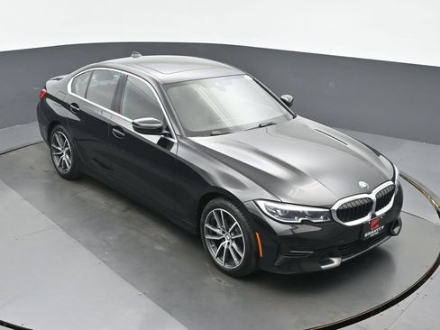 Used 2022 BMW 330i xDrive Sedan w/ Premium Package AWD/4WD image 33