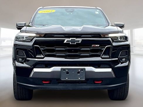 Used 2024 Chevrolet Colorado Z71 w/ Z71 Convenience Package 2 AWD/4WD image 2