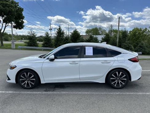 Used 2024 Honda Civic EX-L image 2