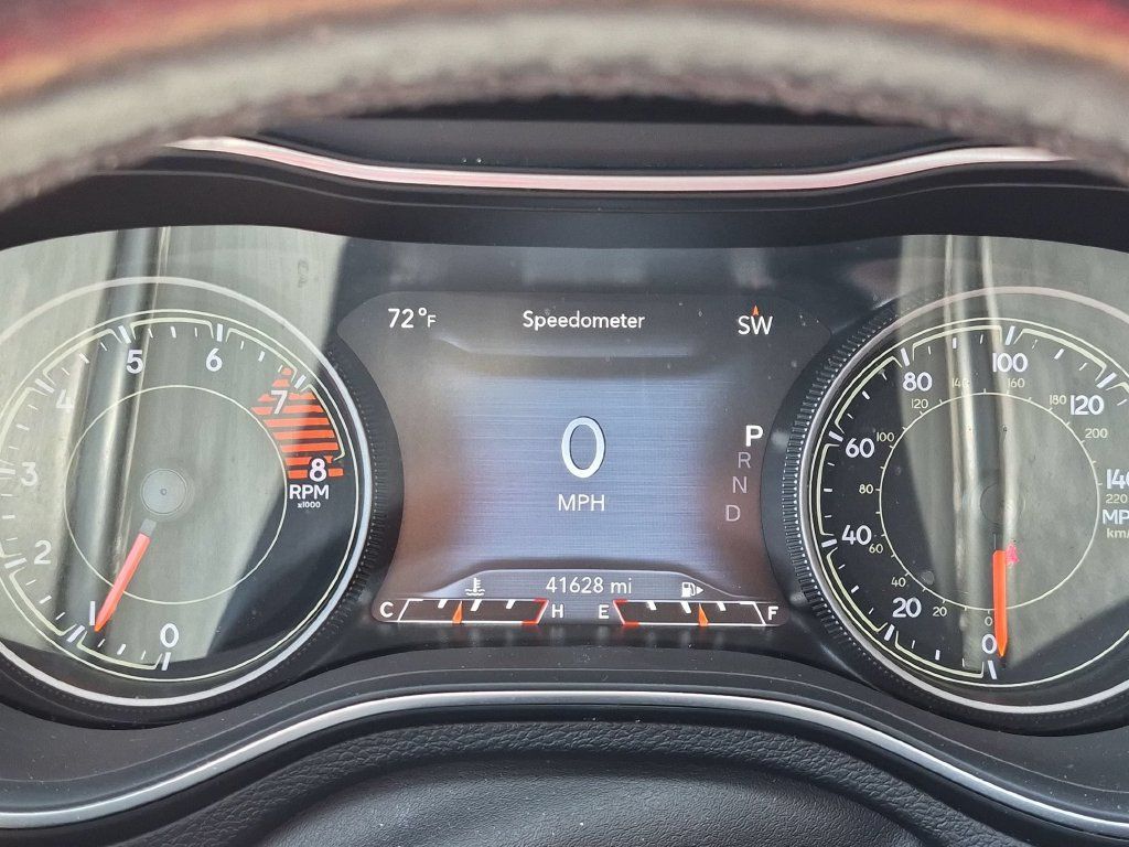 Used 2020 Jeep Cherokee Limited AWD/4WD image 15