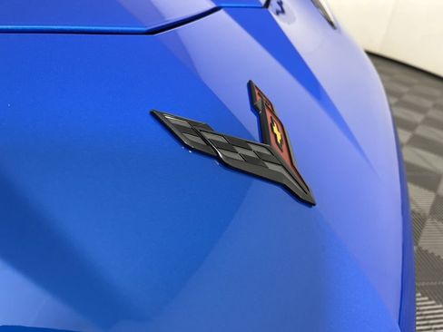 New 2025 Chevrolet Corvette E-Ray image 17