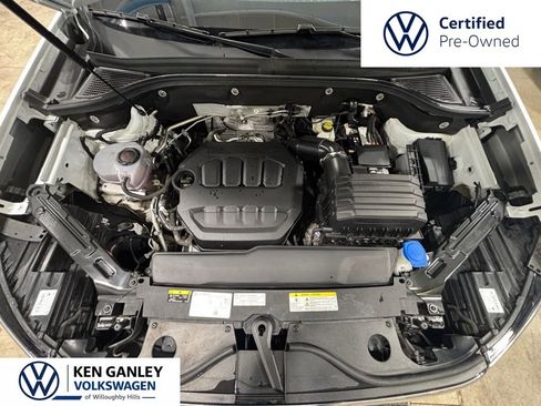 Certified 2024 Volkswagen Atlas SEL Premium R-Line AWD/4WD image 9