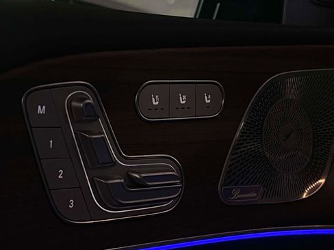 Used 2025 Mercedes-Benz GLE 450e 4MATIC image 21