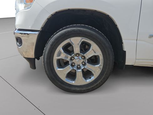 Used 2022 RAM 1500 Big Horn AWD/4WD image 9